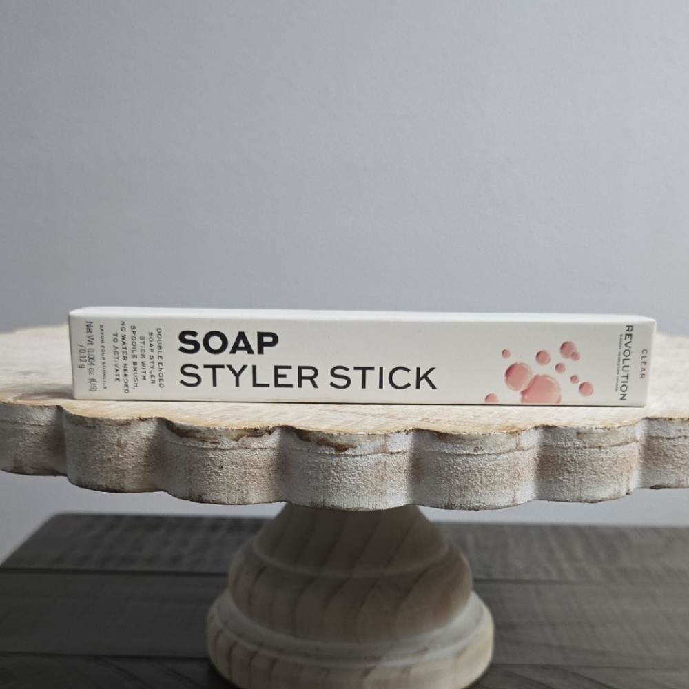 Revolution Soap Styler Stick - White and Pink